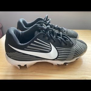 Youth Nike baseball cleats
